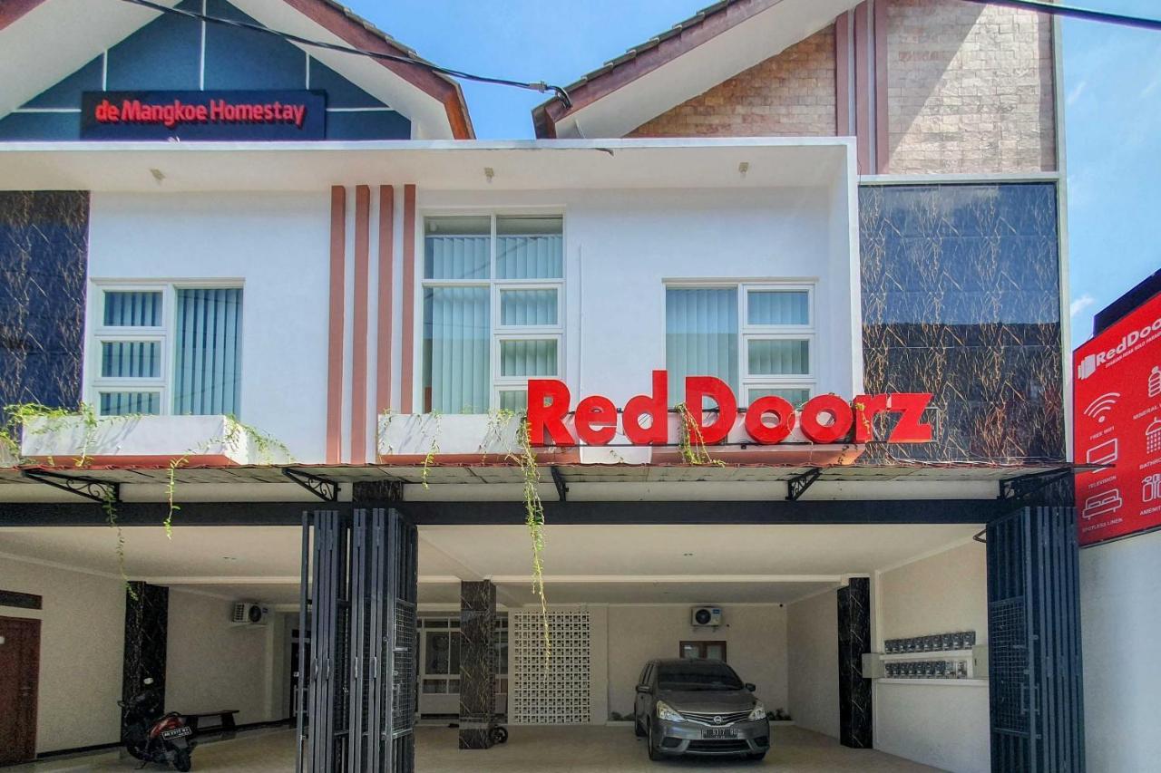 Reddoorz Syariah Near Solo Paragon Mall 2 Bonorejo Exterior foto